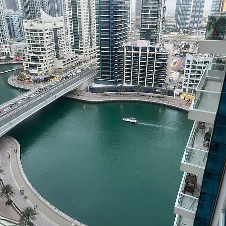 Spacious 1Br With Full Marina View Дубай Екстериор снимка
