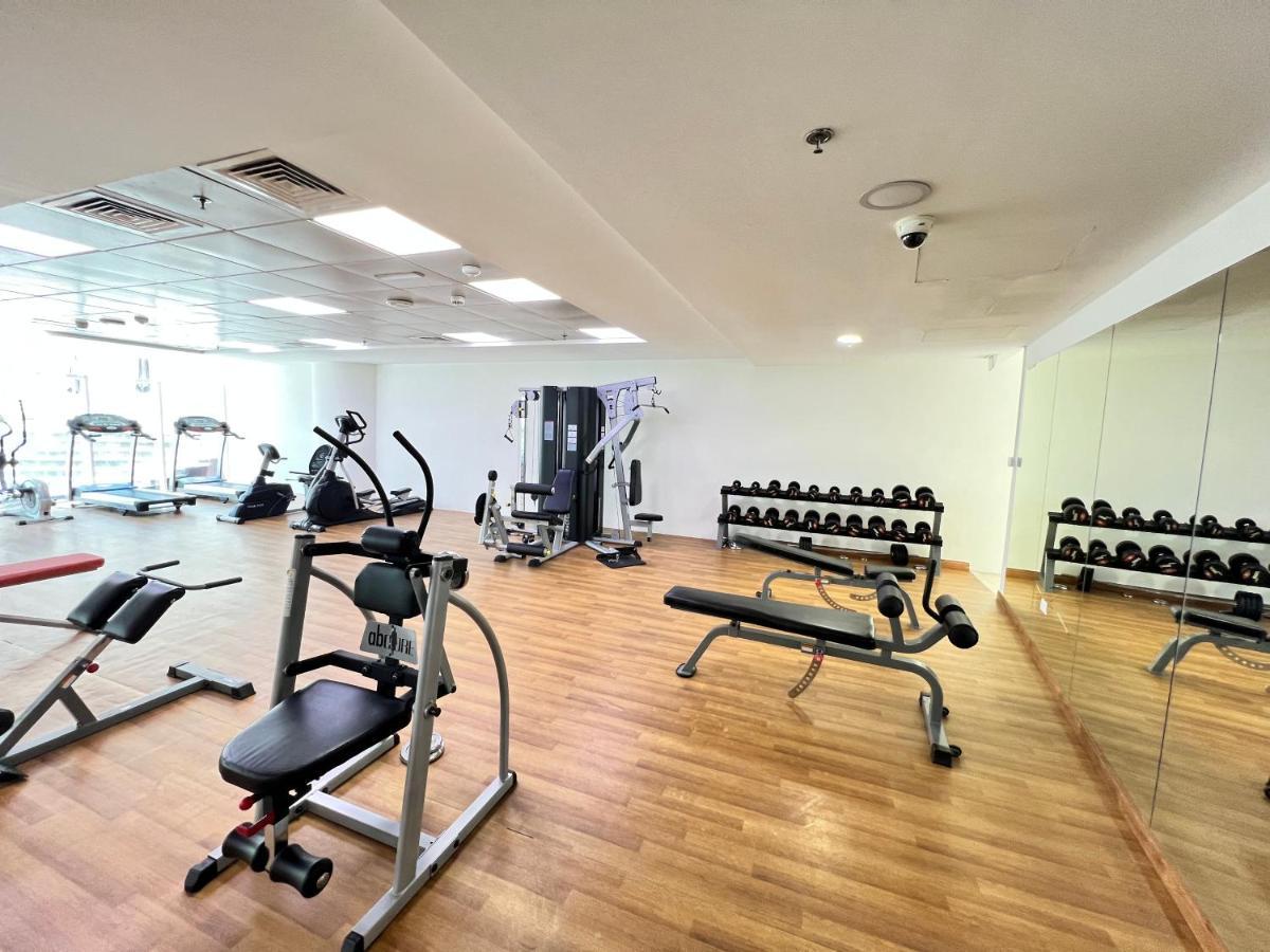 Spacious 1Br With Full Marina View Дубай Екстериор снимка