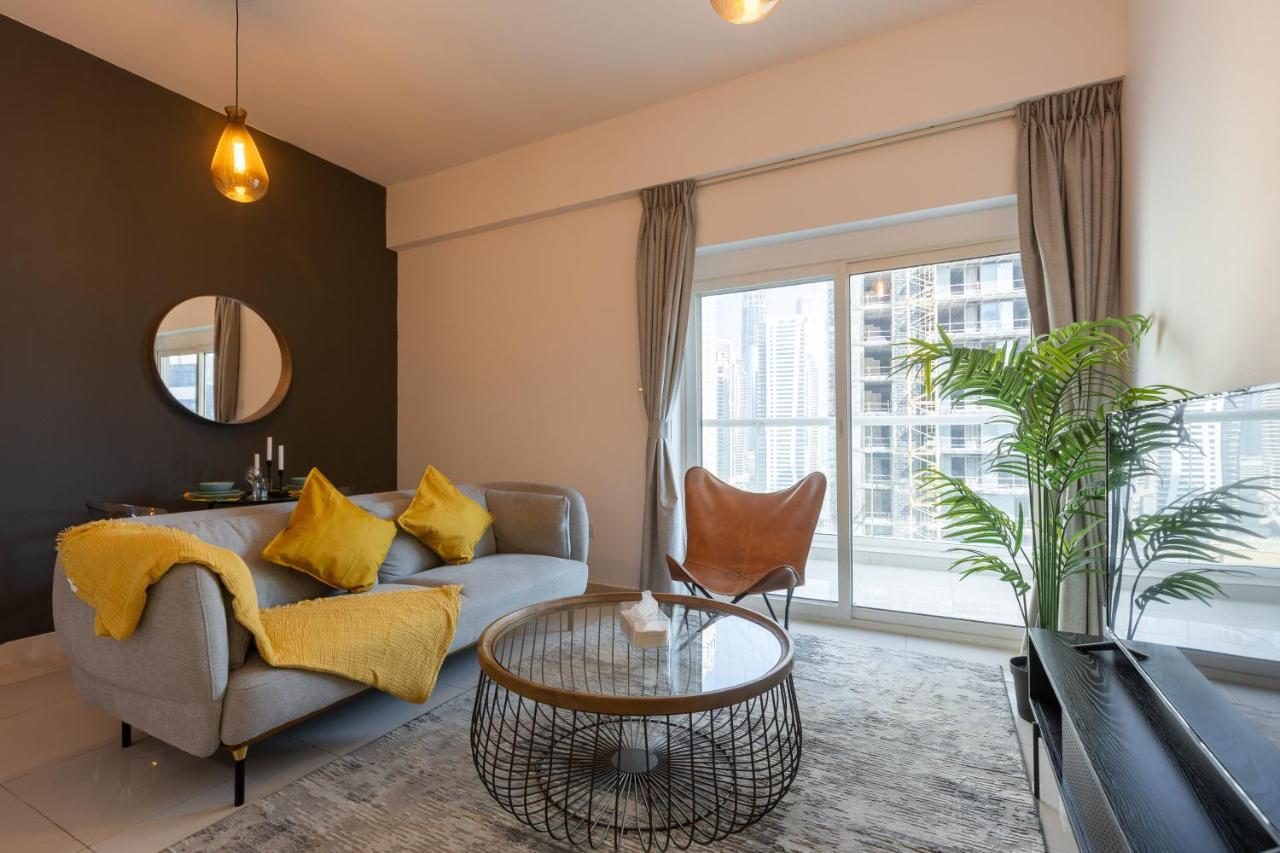 Spacious 1Br With Full Marina View Дубай Екстериор снимка